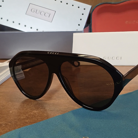 MADE IN ITALY GUCCI AVIATOR GG0479S SUNGLASSES - Picture 1 of 12